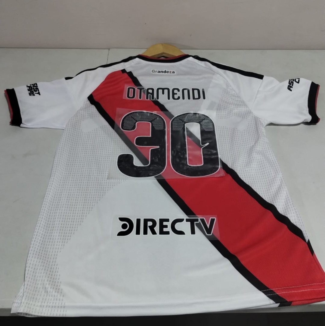 Camiseta Nueva de River - Imagen 2