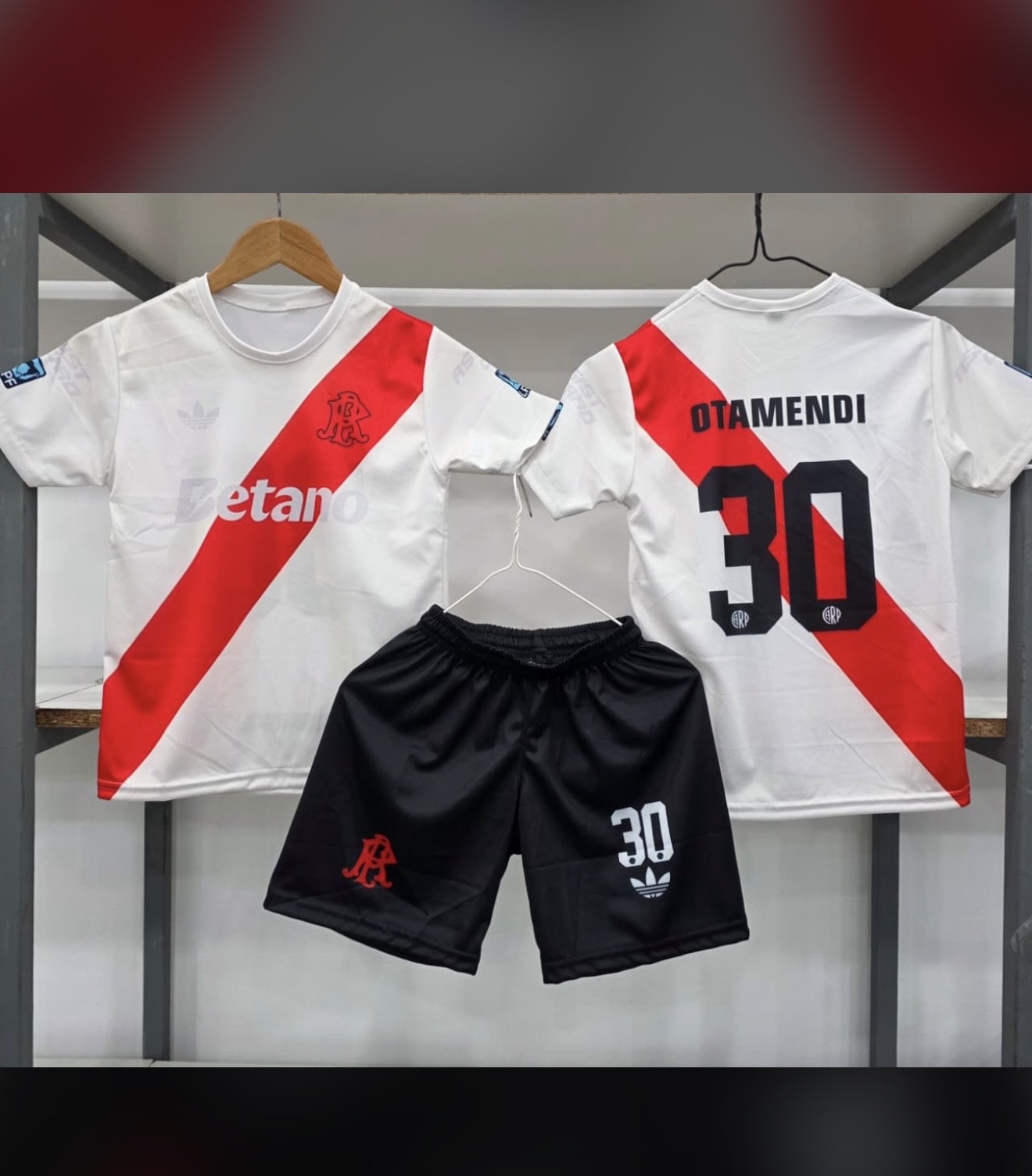  River Aniversario  Otamendi 30   Conjunto Adulto - IMG_2001.jpeg