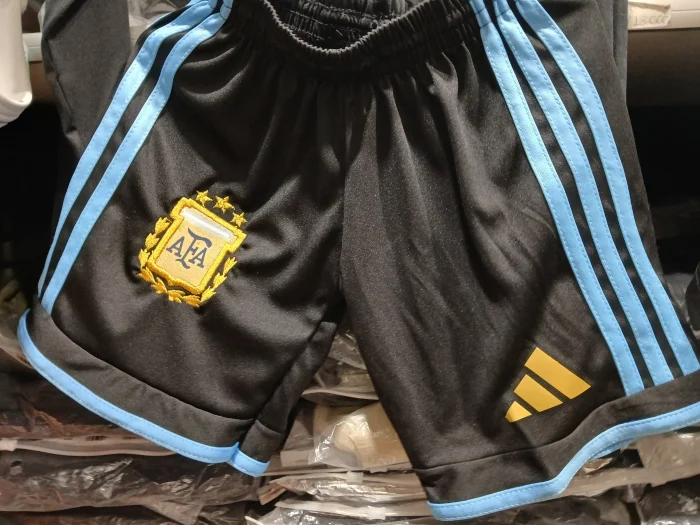 Short Deportivo Adulto