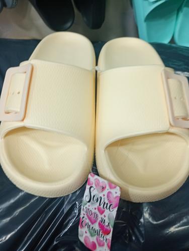 Sandalias una Sola Hebilla