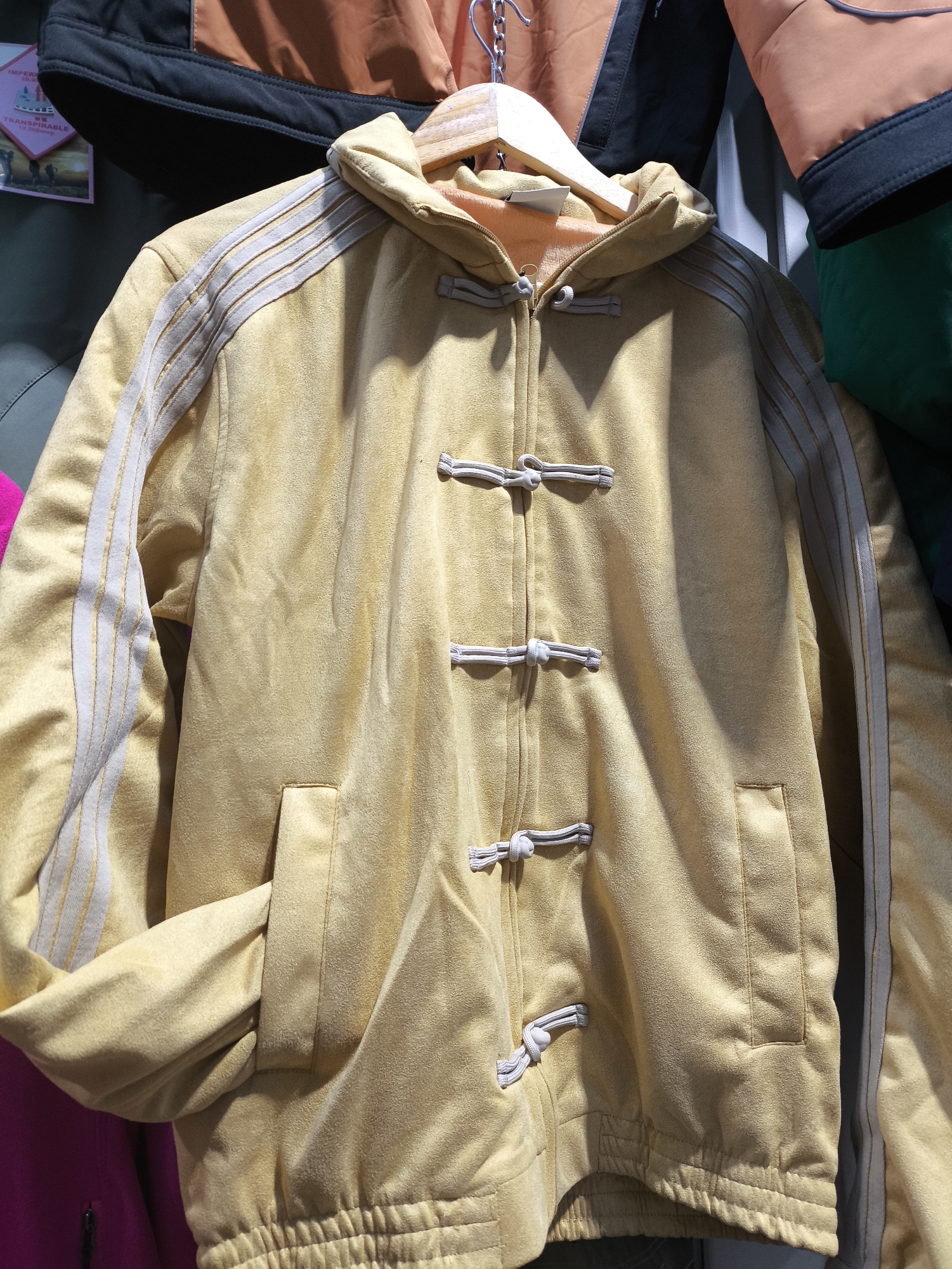 Campera Gamuza Unisex - Imagen 2