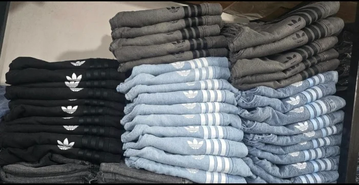 Baggy Dama Adidas Estampado Efecto Bordado