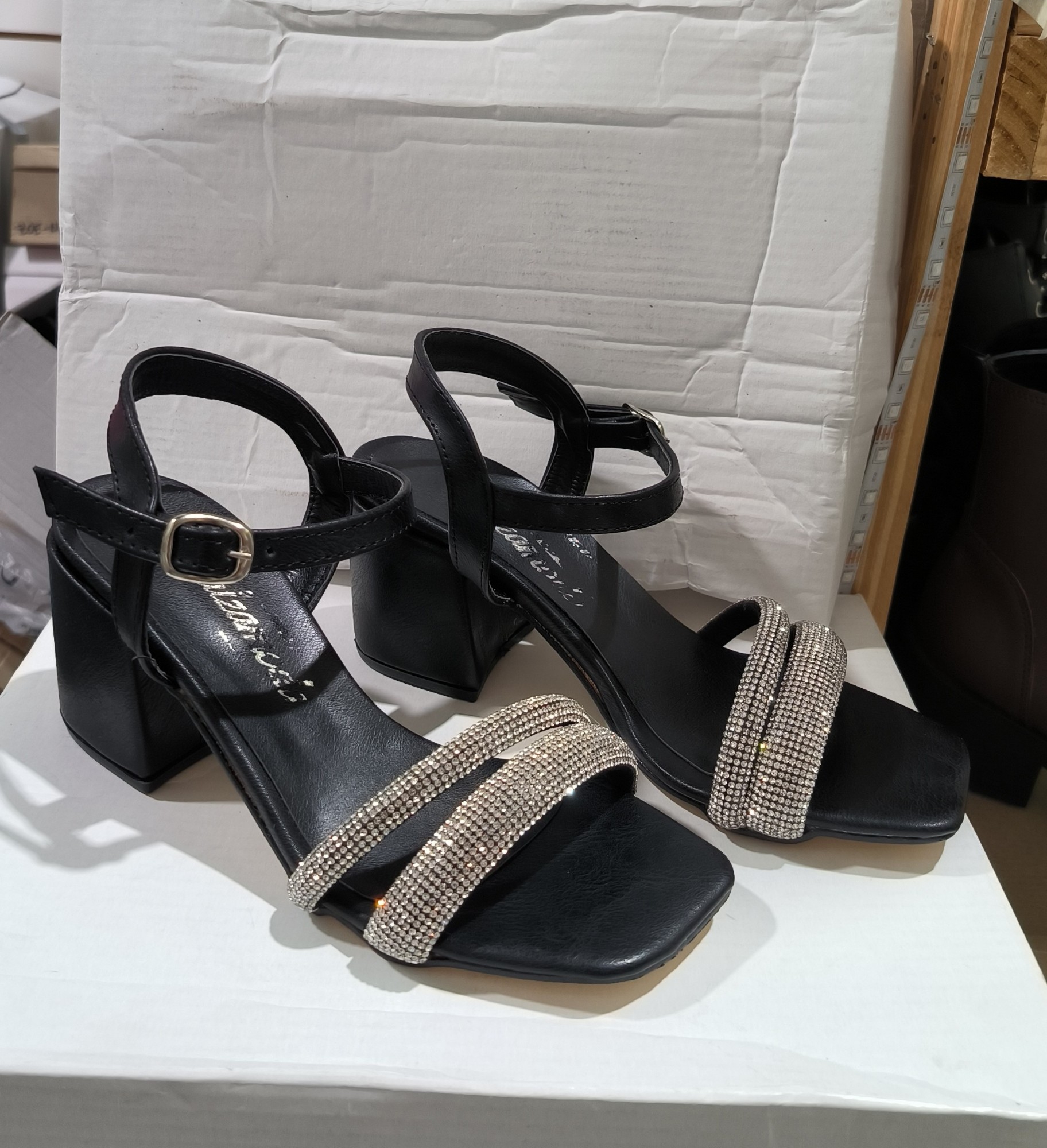 Sandalias de Vestir con Tacón Medio (art.10) - Imagen 3