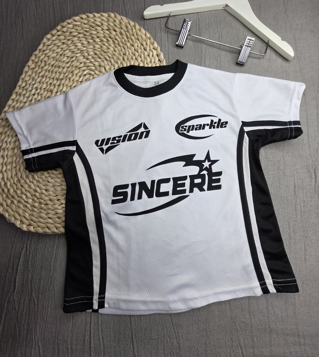 Remera Sincere Boxy Fit para Nene. - Imagen 5