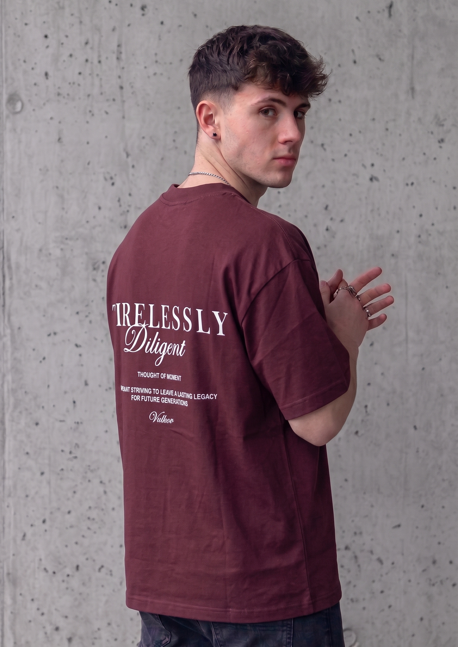 Remera Over   Premium   Algodón - Gemini_Generated_Image_j28zudj28zudj28z.png