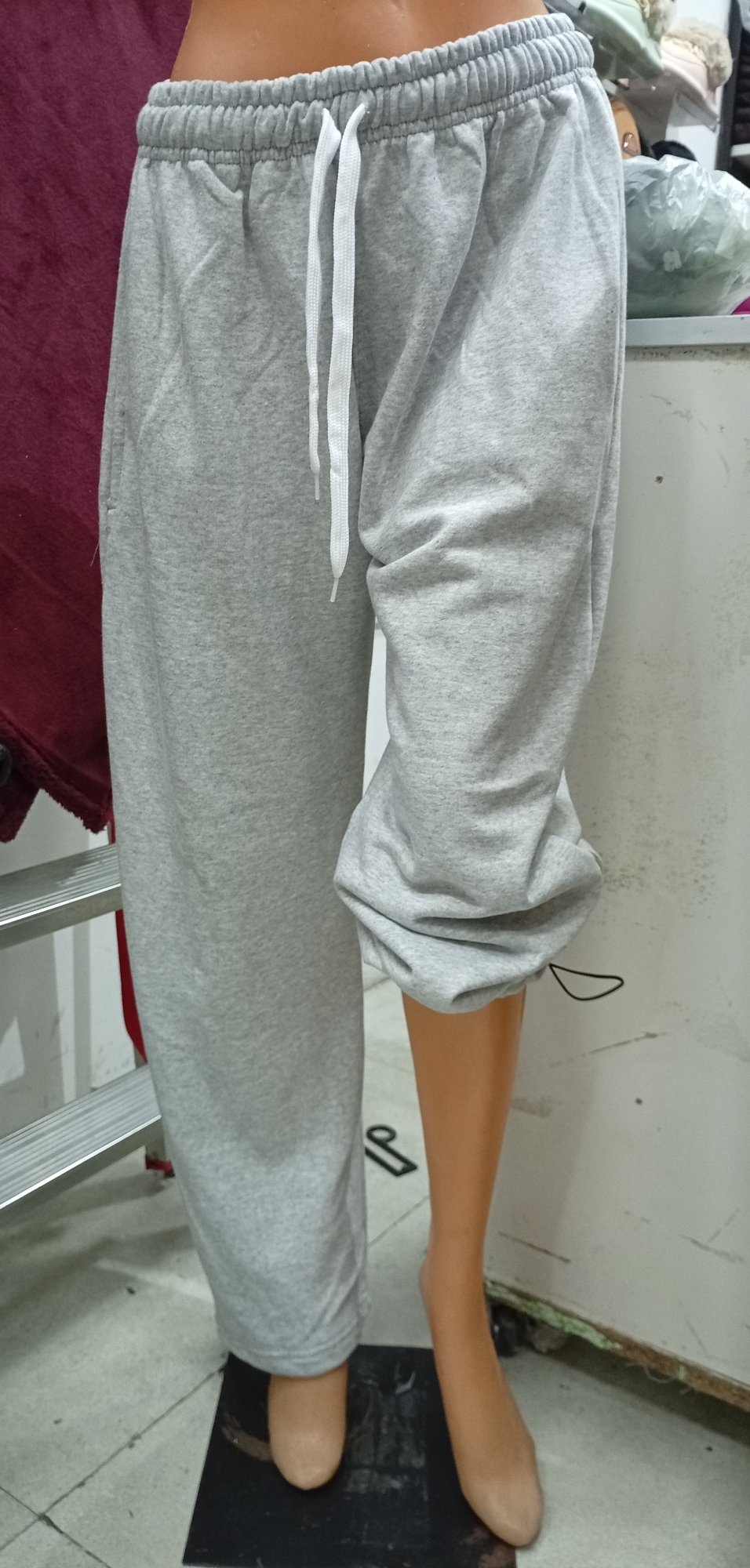 Pantalones Baggy con Regulador - Imagen 2