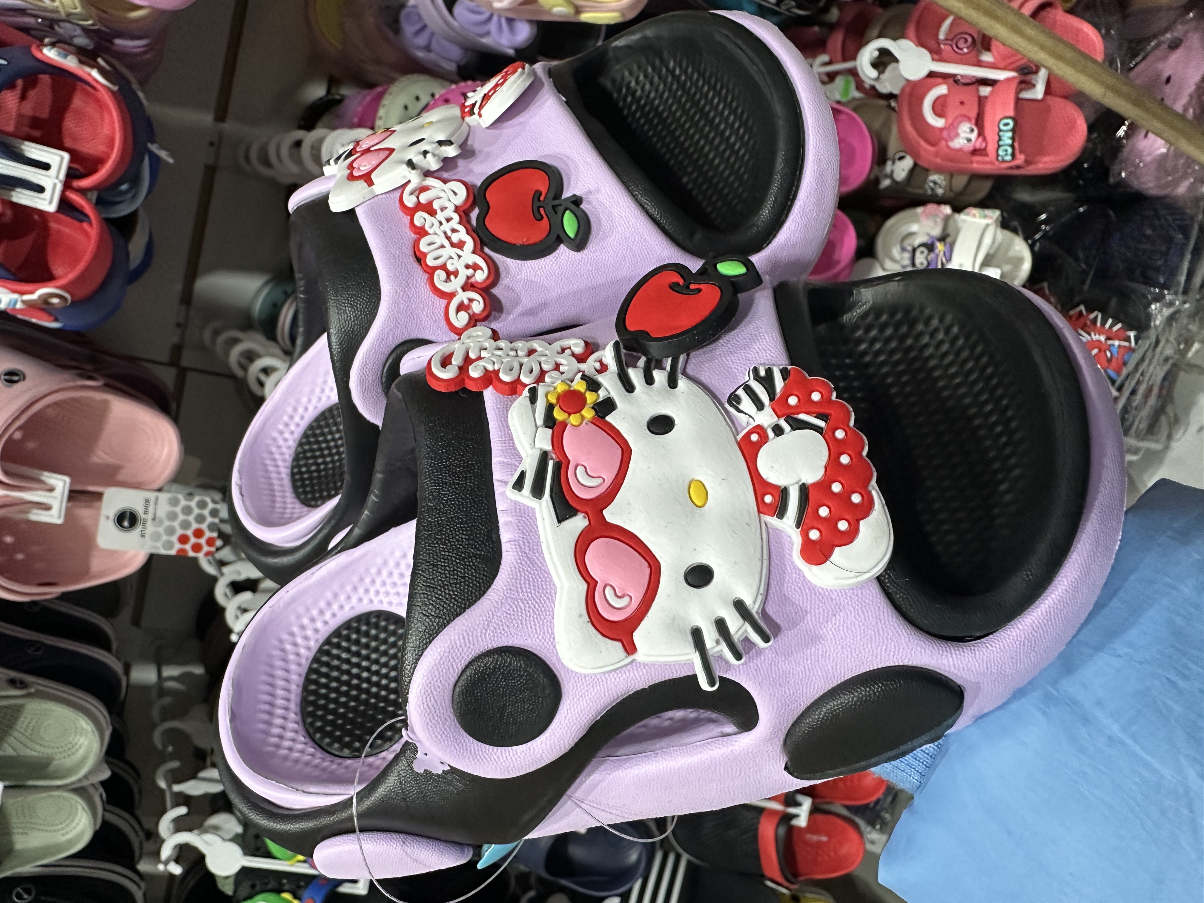 Sandalias Hello Kitty - IMG_2861.jpeg