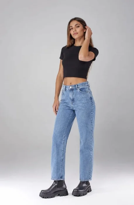 Moom Jeans
