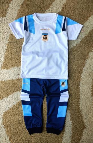 Conjunto Argentina de Bebe Media Estación