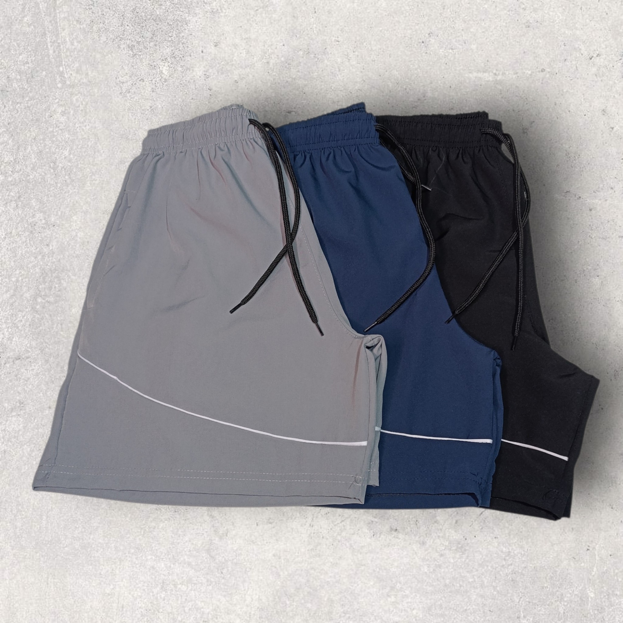 Shorts de Hombre en Microfibra Plana - Imagen 2