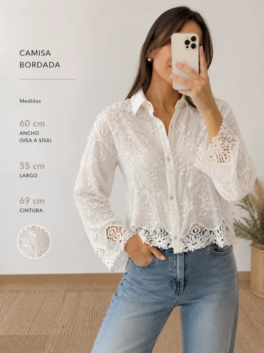 Blusa con Botln Broderi