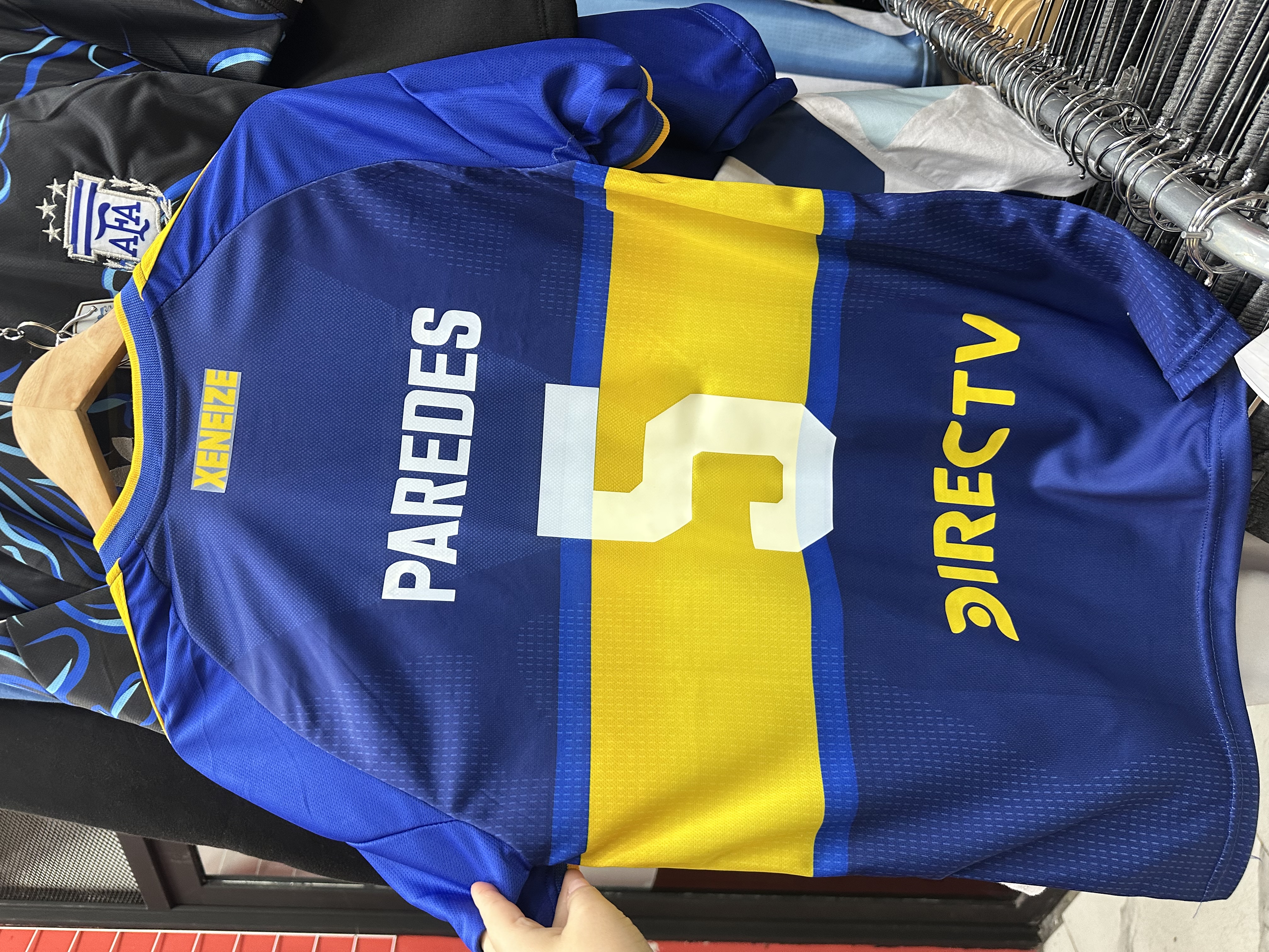 Remera de Boca Bordada - IMG_7438.jpeg