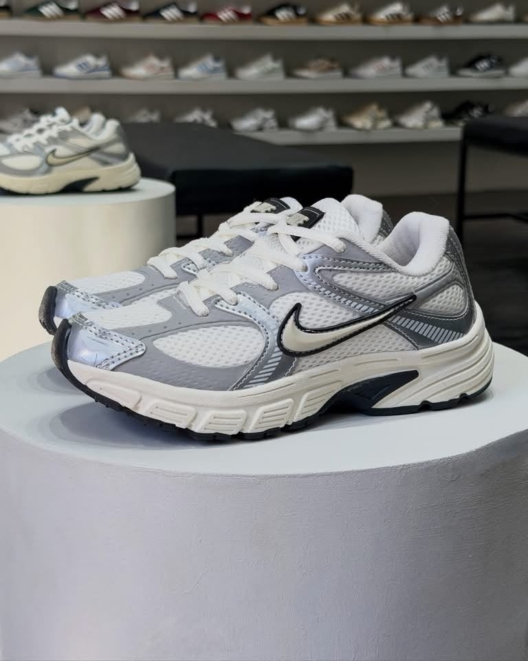 Nike V5 Deportivo - Imagen 2
