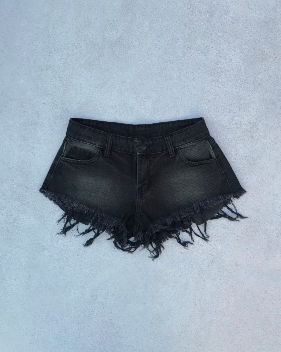 Short Tiro bajo Negro Localizado