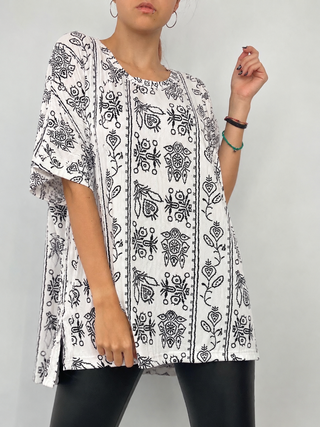 Maxi Remeras de Morley Estampado - CB40184E-5757-42B5-A46D-78093DEF8308.png