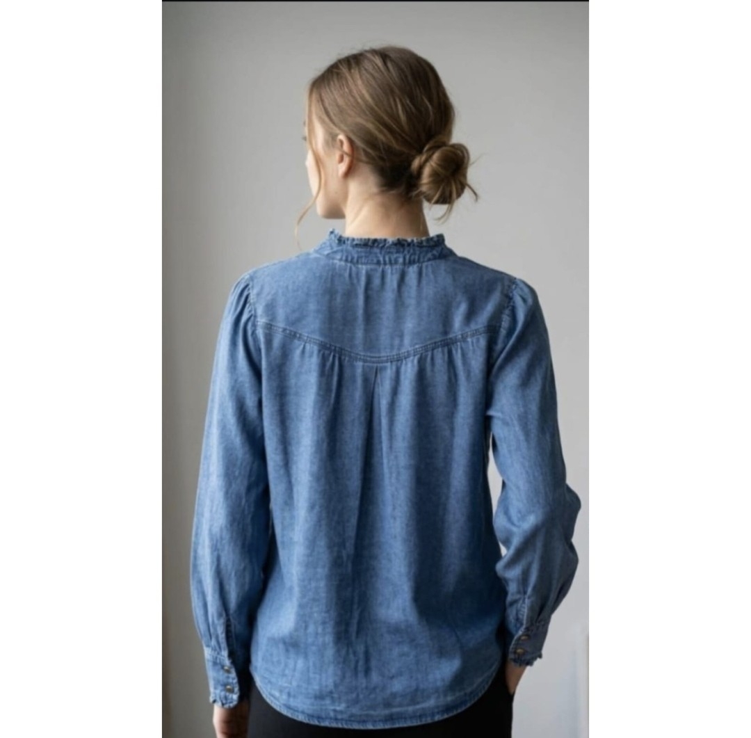 (us4692) Camisa Denim con Cuello Volante - Imagen 3
