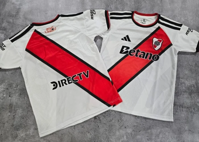 Camiseta River 2026