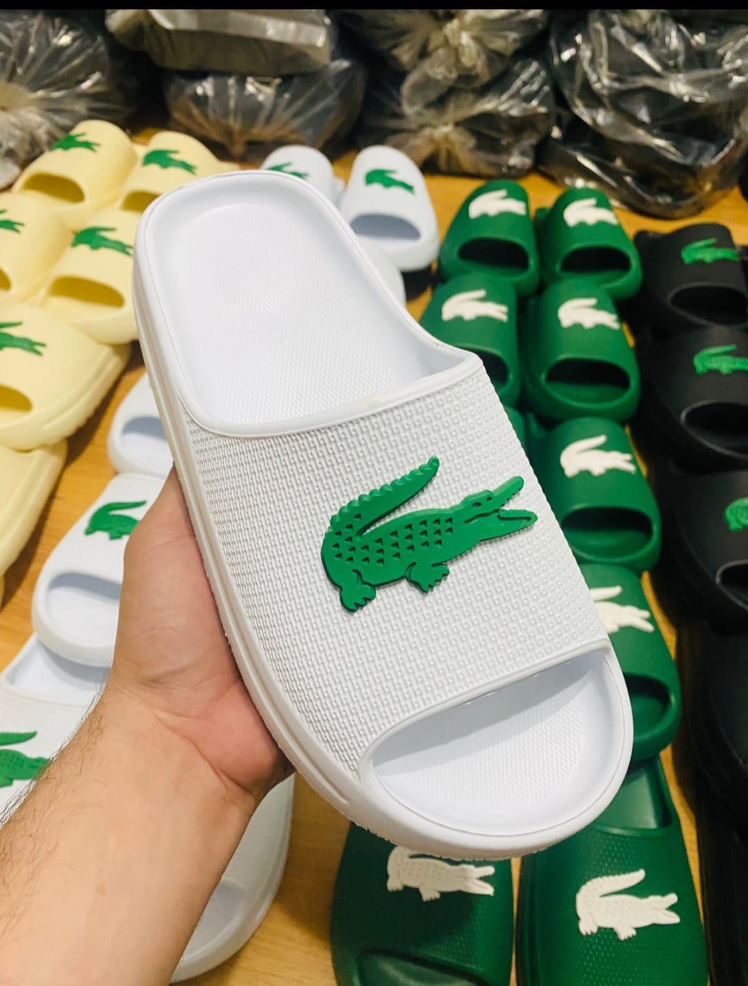 Gomon Lacoste Goma Eva - 21b293a5-7b09-423b-ba9e-371b80e1f85e.jpeg
