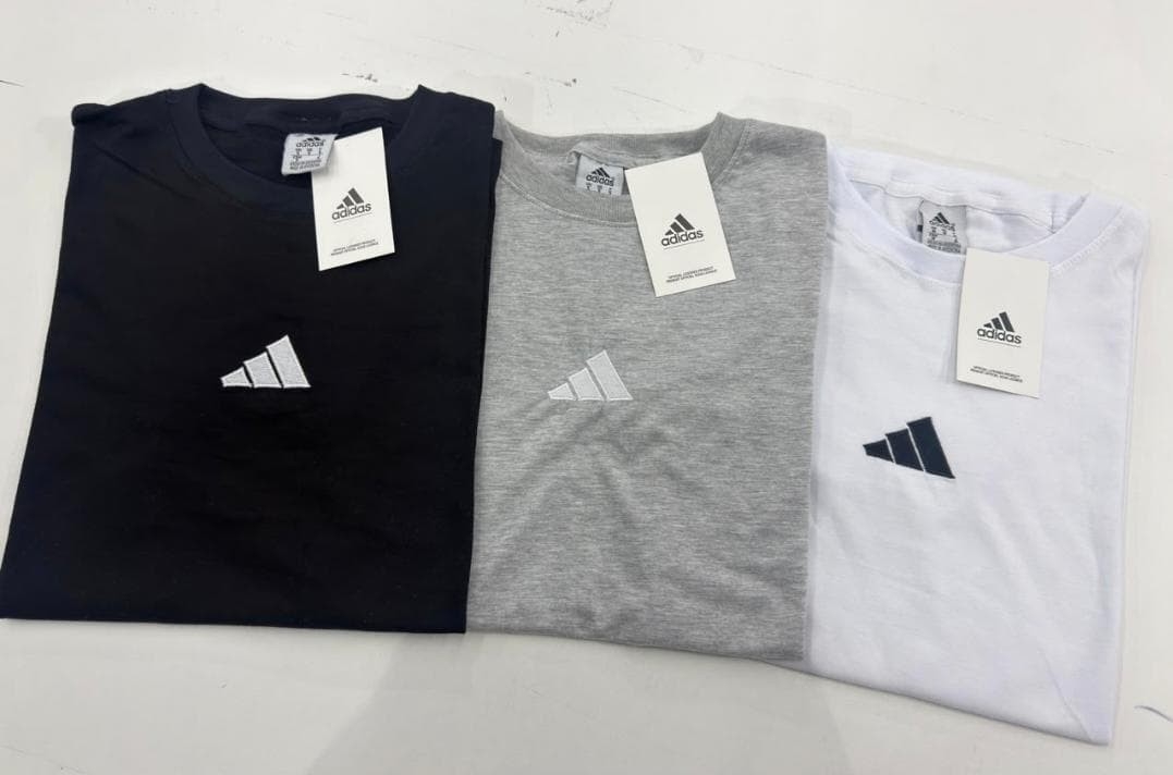 Remera Adi Bordadas Premiun de Hombre - Imagen 2