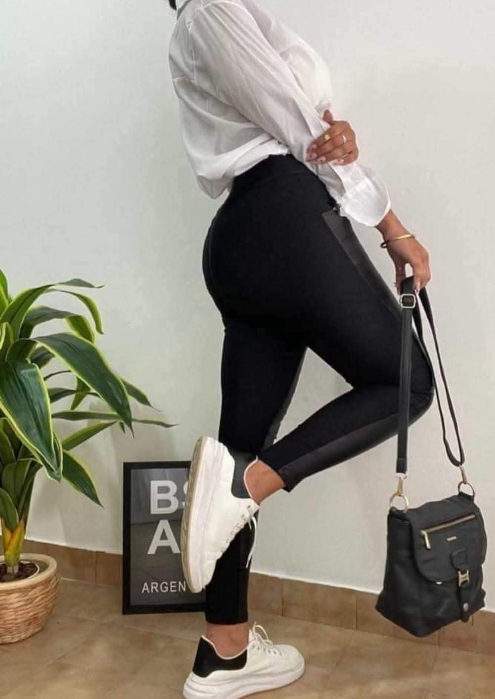 Pantalón con Cierre Bengalina y Engomado - Imagen 2
