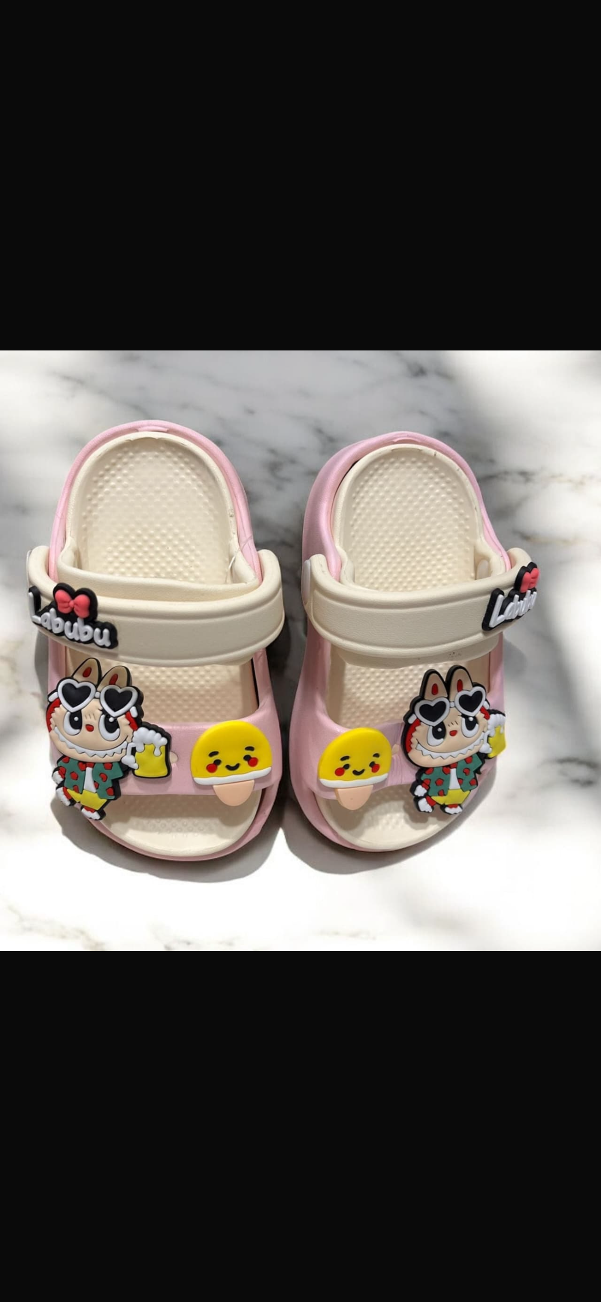 Sandalias Bebe Labubu - IMG_3136.png