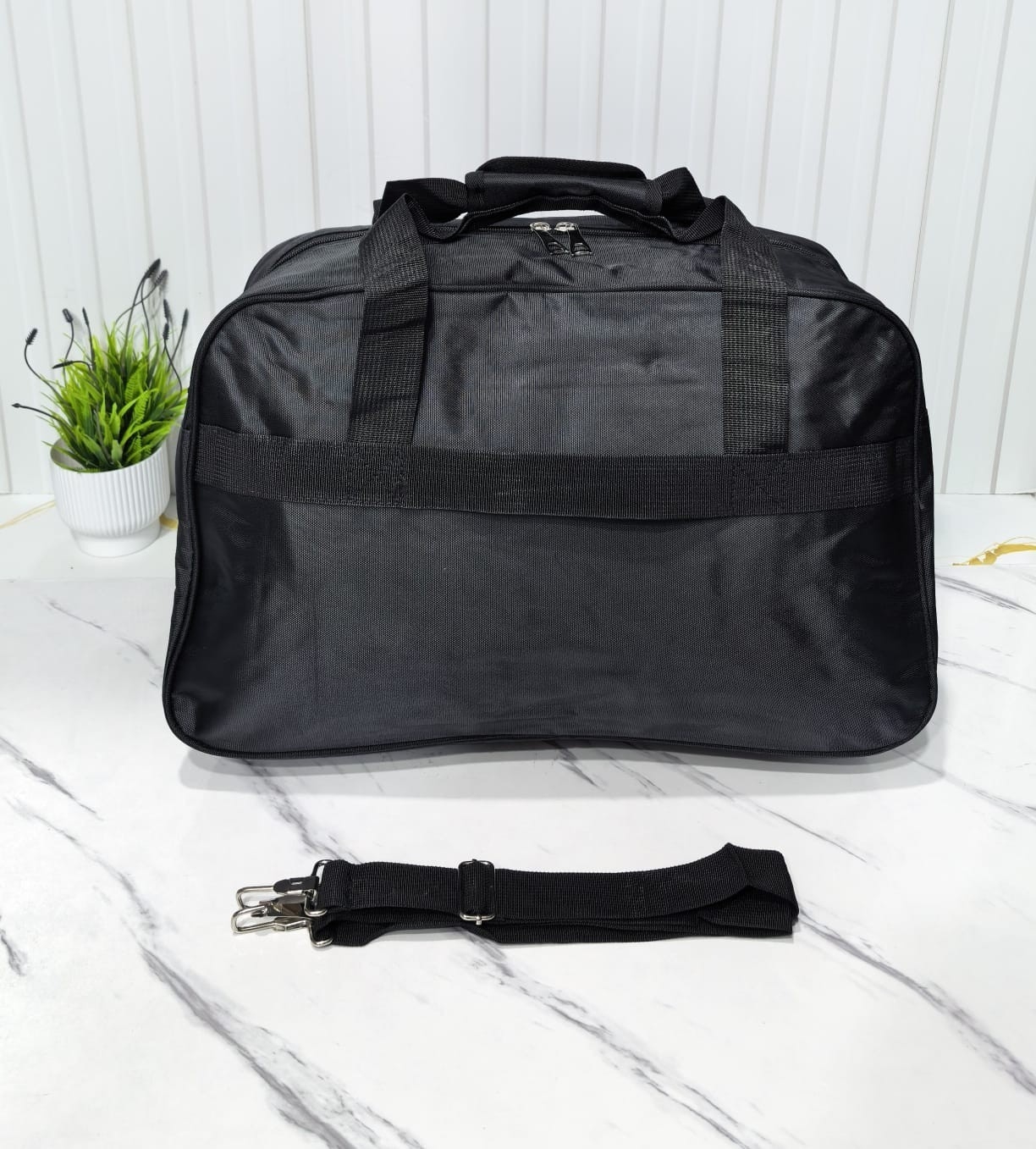 Bolso de Viaje de  Amplia Capacidad* Impermeable* Excelente Calidad 
tira Desmontable - Imagen 8