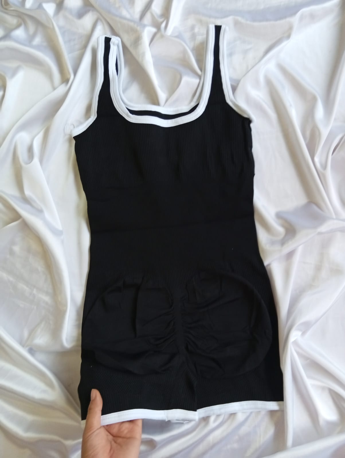 Catsuit Vic 053 - WhatsApp%20Image%202026-07-31%20at%2012.32.53.jpeg