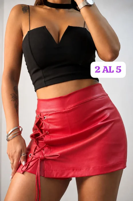 Disponible Shorts Pollera con Ojal