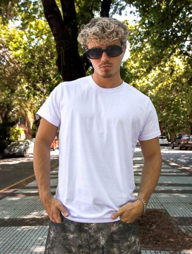 Remeras Slim Fit Basic