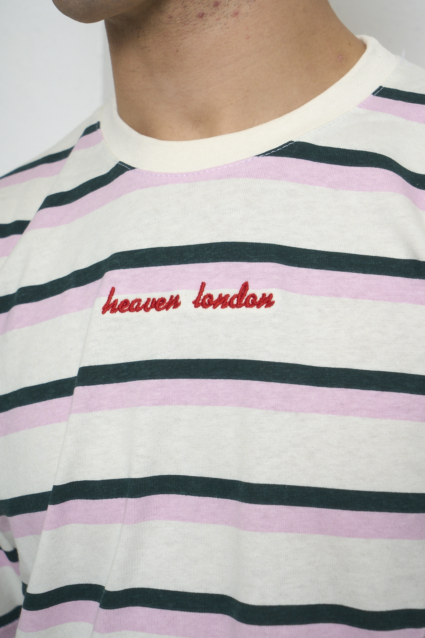 Remera Oversize Rallada con Bordado - IMPERIA%2028-88904.jpg