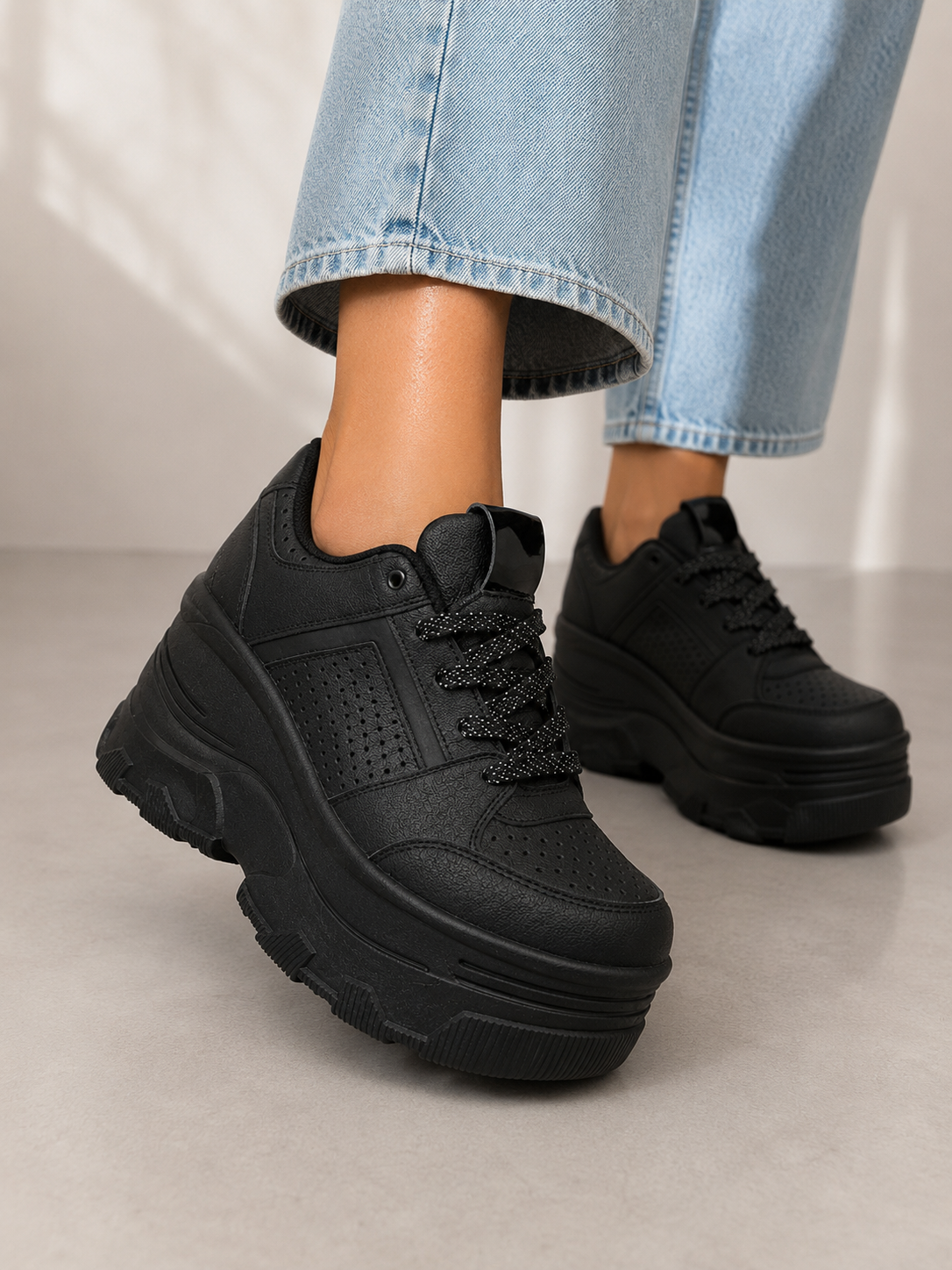 Zapatilla Laly - C7137C8F-AC2D-4914-8F71-58DEC1917D4E.png
