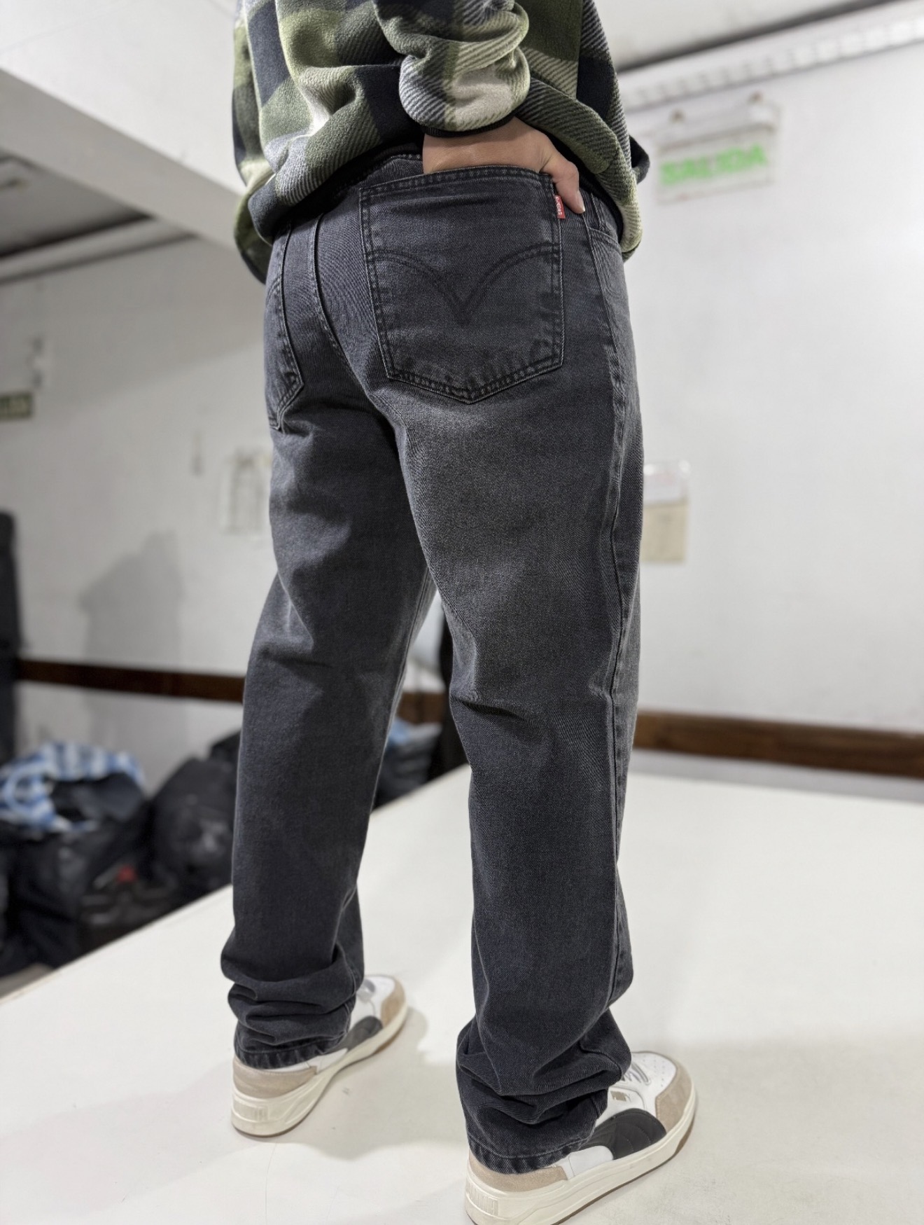 Jeans Clásico Recto Estilo Levis - IMG_5143.jpeg