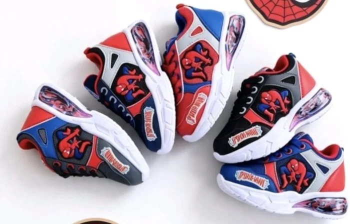 Zapatillas Araña con Luz