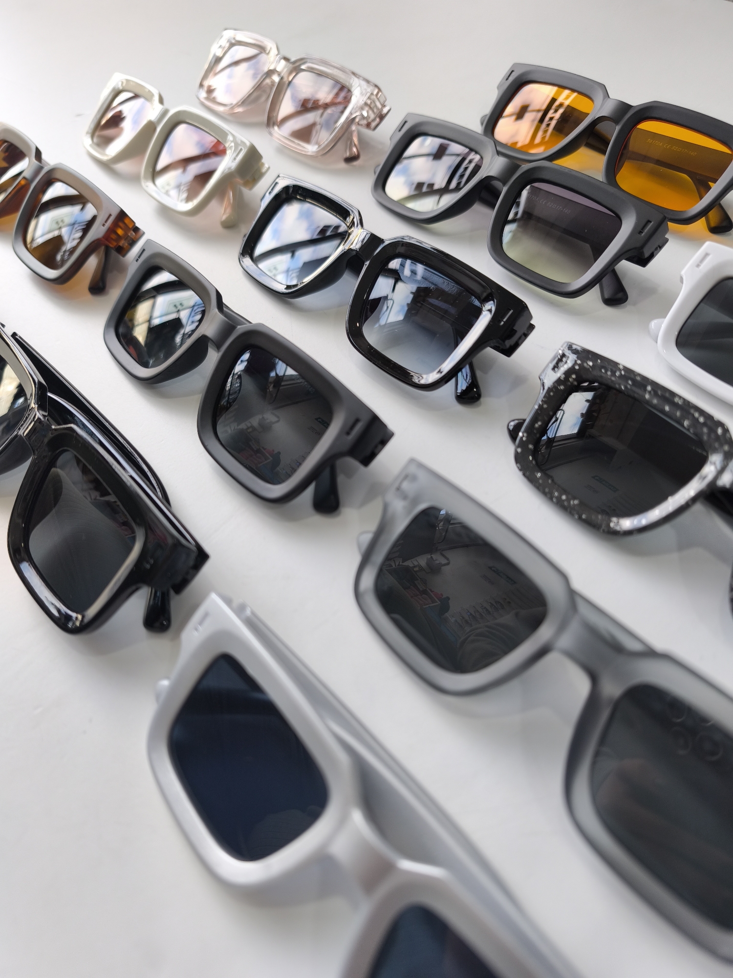 Anteojos Adulto de Sol Cod 56170 - Imagen 4