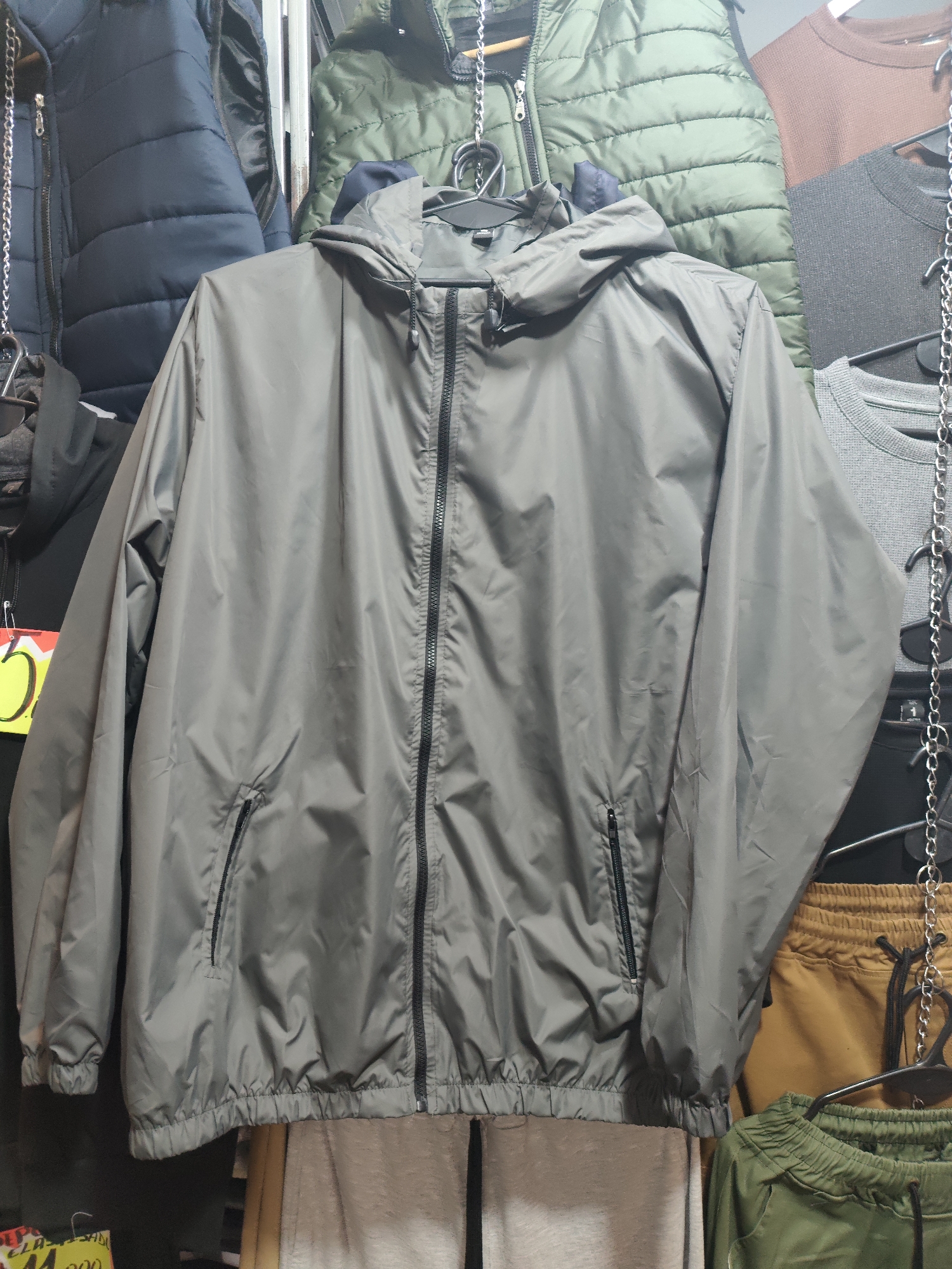 Campera Rompeviento . Talle Especial - Imagen 4