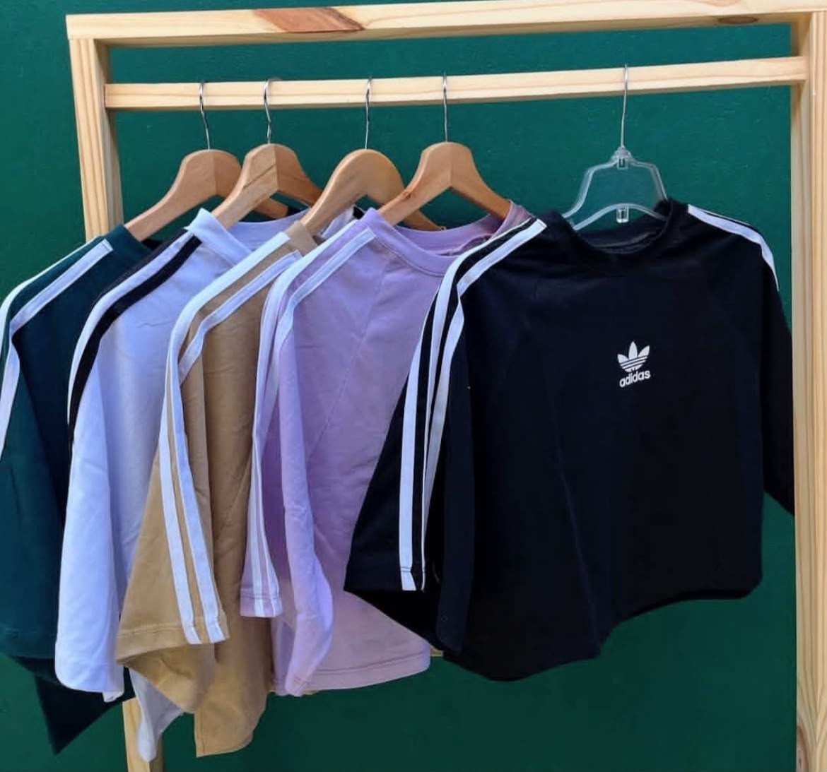 Remera Crop Adidas - Imagen 3