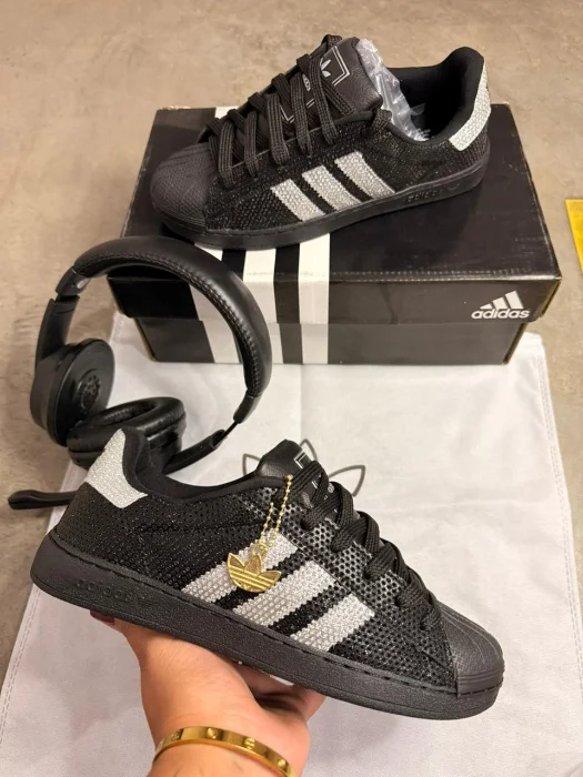 Zapatillas Superstar Hot Fix Negro Importadas de Brasil