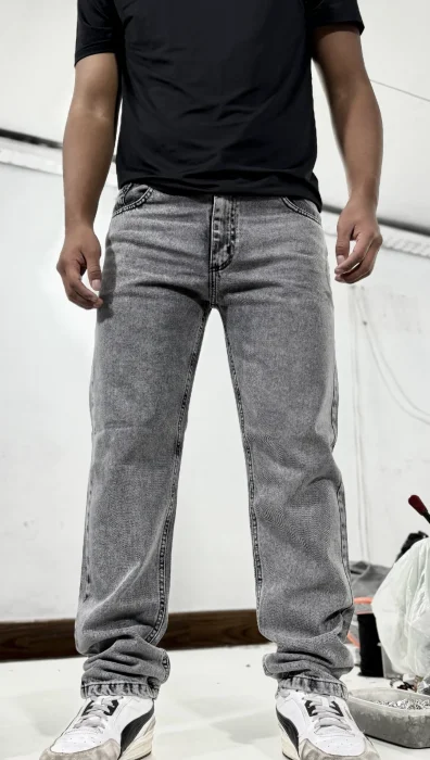 Jeans Clásico Recto Estilo Levis