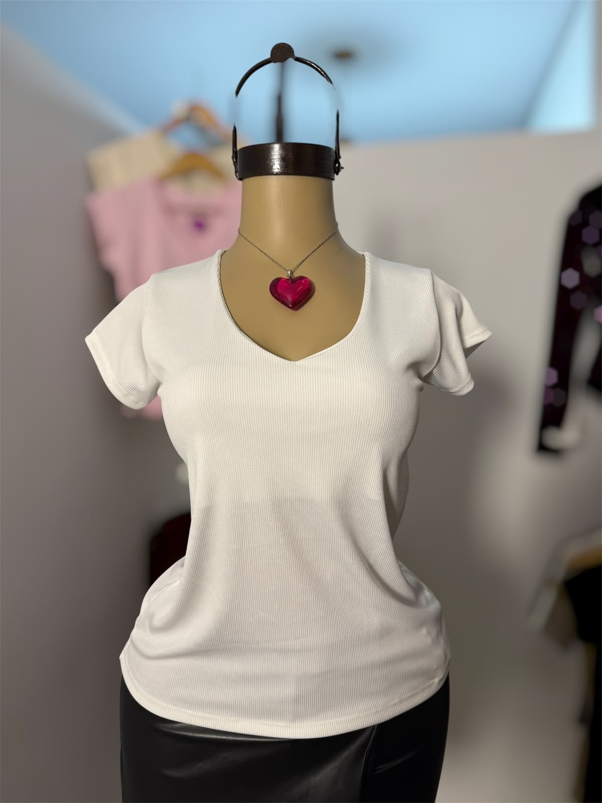 Remera V - Imagen 2