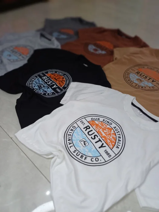 Remera   Rusty