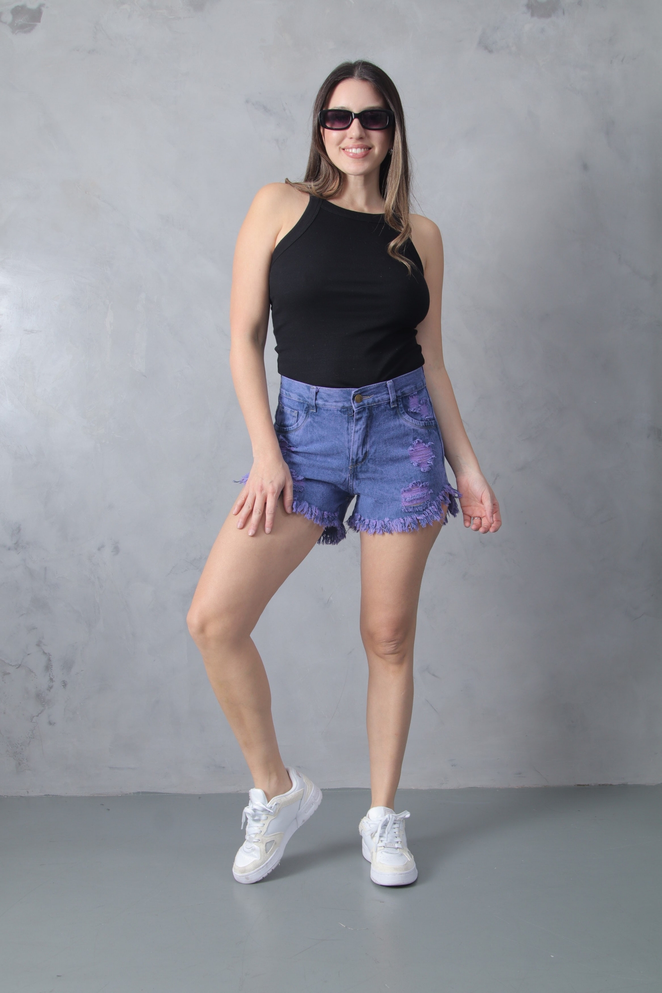 Short Playero Violeta con Rotura - Imagen 3