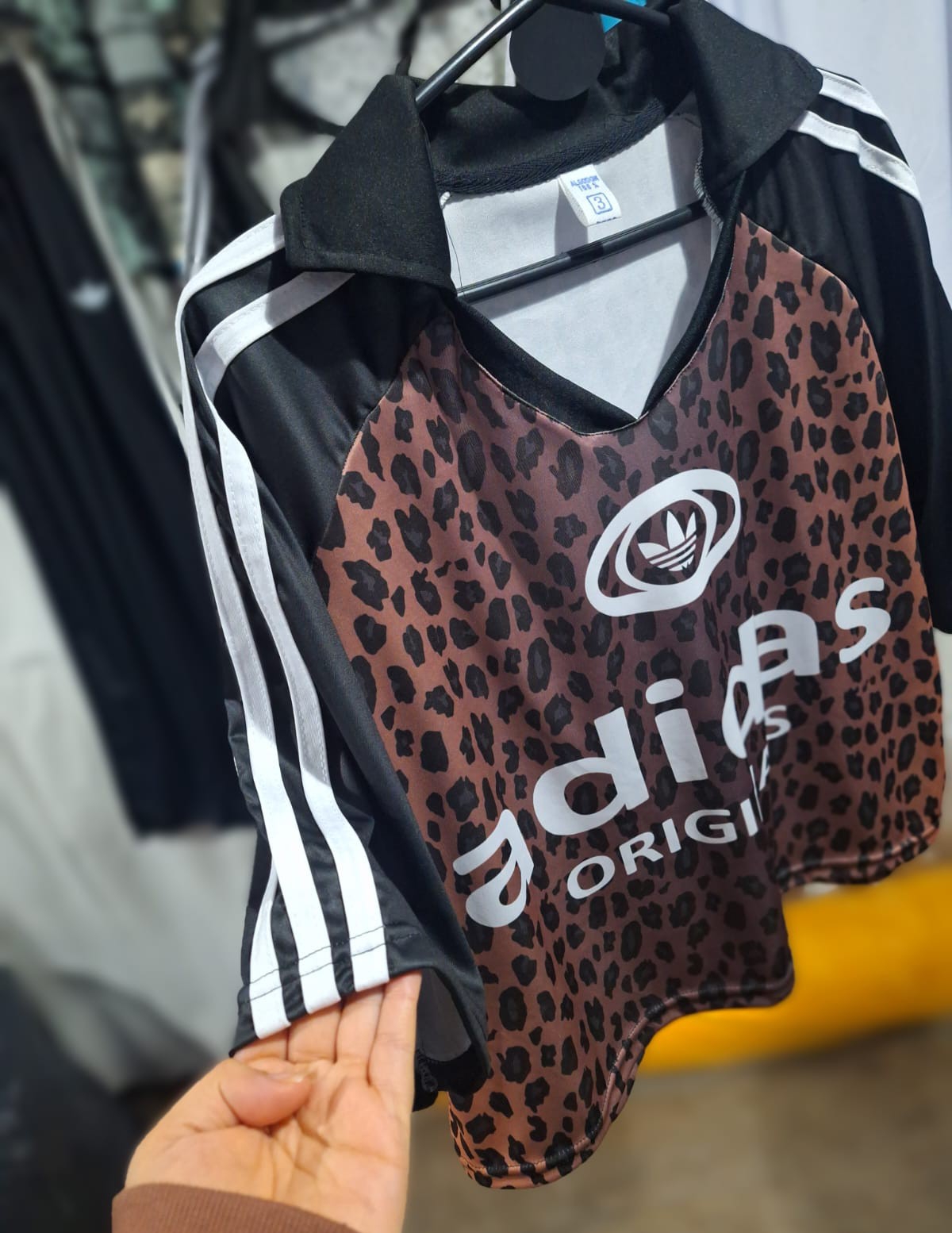 Chomba Oversize Print - Imagen 2