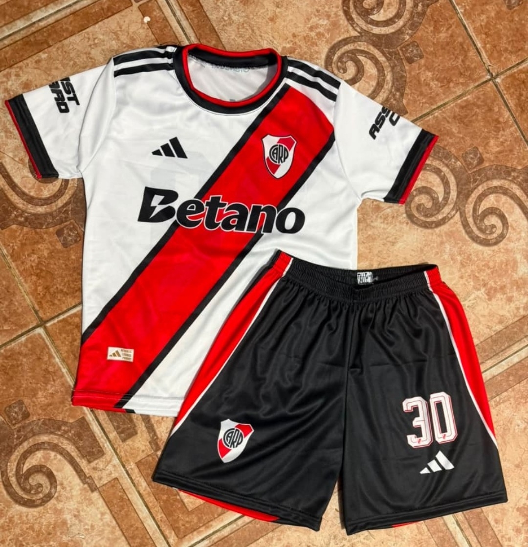 Conjunto Boca y River  Niño Titular Nuevo Sublimado - Imagen 2