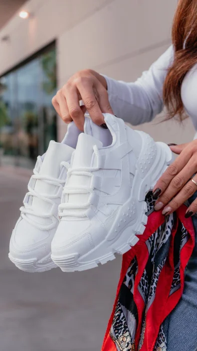 Zapatillas Blancas de Mujer con Base Livianas
