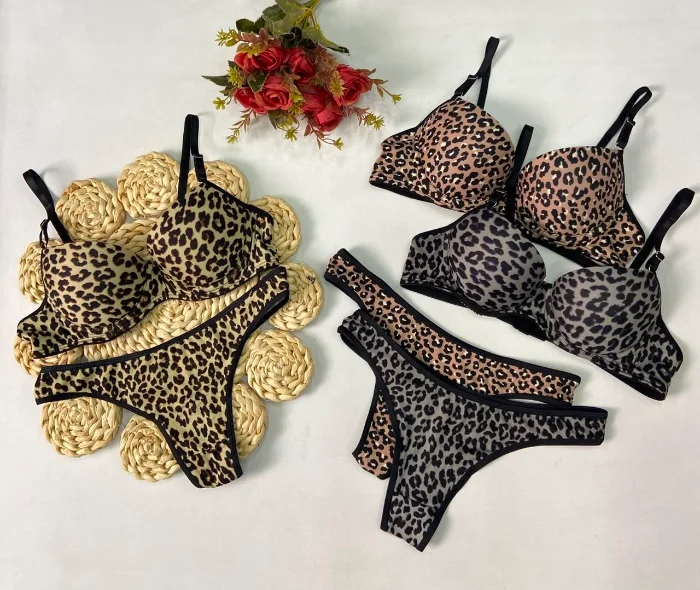 Conjunto Armado Animal Print Gamuzado