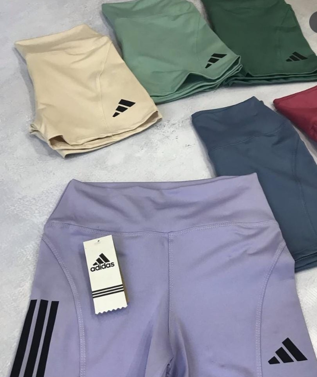 Short Adidas Premium - Imagen 3