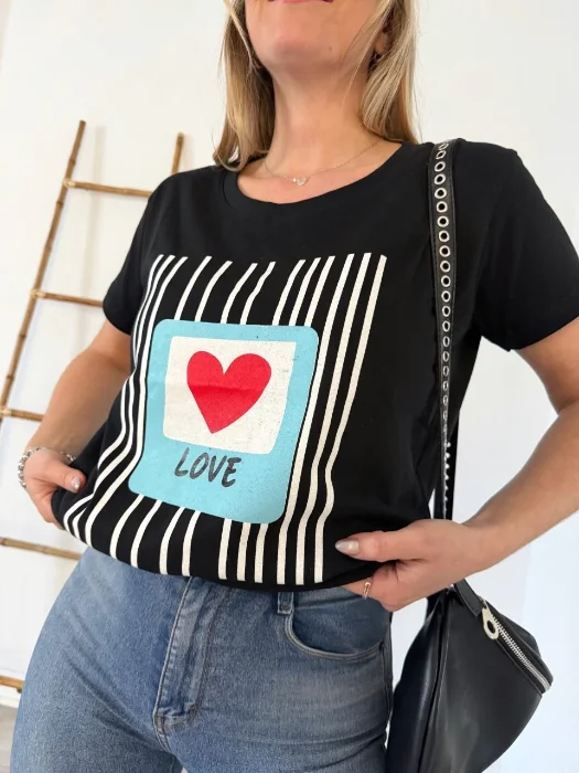 Remera Love