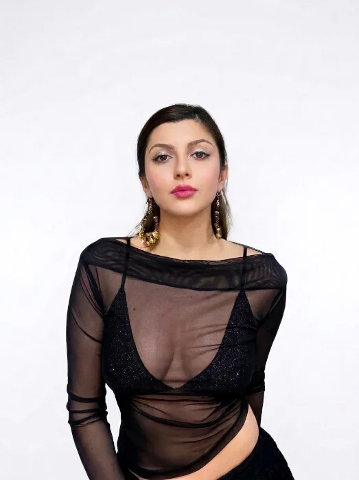 Renera Manga Larga Microtul Asimétrica Cuello Bote