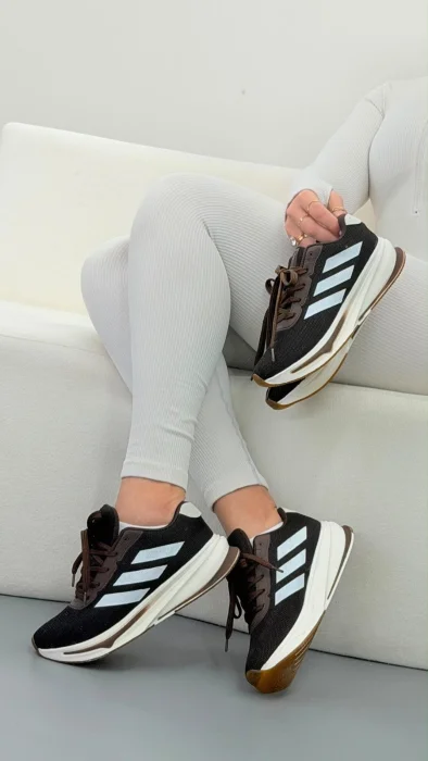 Zapatillas Supernova Choco Importadas