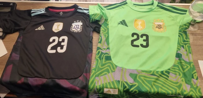 Camiseta del Dibu Martinez